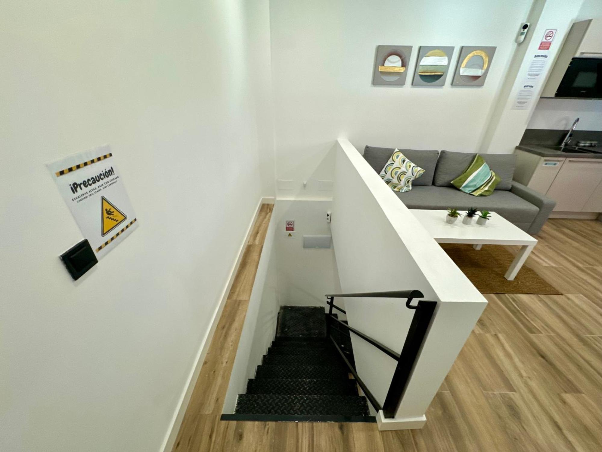 Apartamentos Castillejos Madrid Luaran gambar